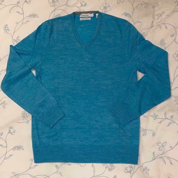 Calvin Klein Other - Like New CALVIN KLEIN Extra fine Merino Wool V-Neck Sweater